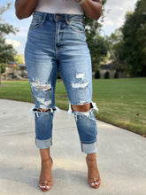 Load image into Gallery viewer, Distressed Boyfriend Jeans