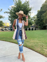 Load image into Gallery viewer, Distressed Boyfriend Jeans