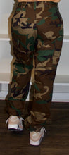 Load image into Gallery viewer, Camo Tactical Fatigues