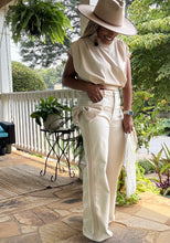 Load image into Gallery viewer, Bow Tuxedo Stripe Jean