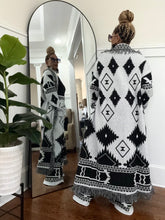 Load image into Gallery viewer, Aztec Print Sweater Set - Black