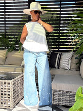 Load image into Gallery viewer, Linen Flirty Pleat Hem Top