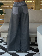 Load image into Gallery viewer, Menswear Pinstripe Contrast Slacks