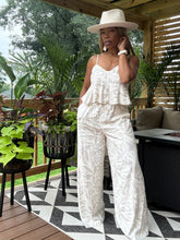 Load image into Gallery viewer, Linen Tropical Pant Set