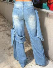 Load image into Gallery viewer, Large Hanging Bow Jeans