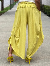Load image into Gallery viewer, Drapey Cropped Pant
