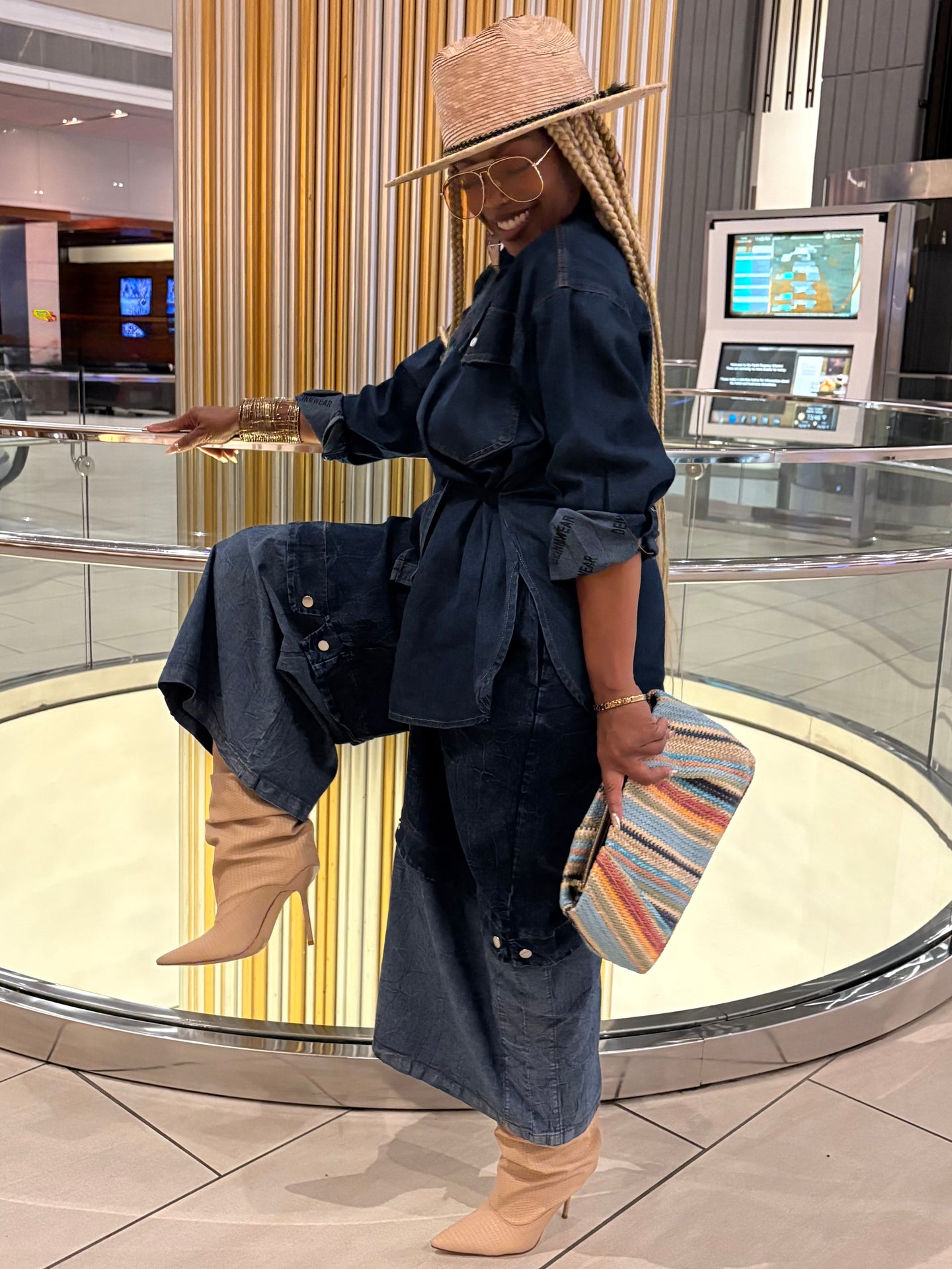 Contrast Cropped Denim Pant - Dark Blue