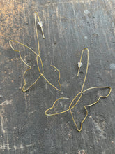 Load image into Gallery viewer, Hanging Wire Butterfly