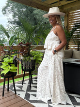 Load image into Gallery viewer, Linen Tropical Pant Set