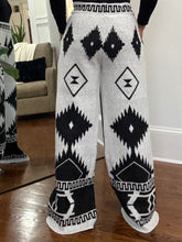 Load image into Gallery viewer, Aztec Print Sweater Set - Black