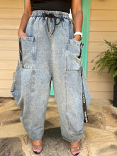 Load image into Gallery viewer, Acid Wash Urban Street Denim