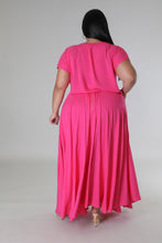 Load image into Gallery viewer, Curvy Crop Top &amp; A-Line Skirt Set (1XL - 3XL)