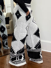 Load image into Gallery viewer, Aztec Print Sweater Set - Black