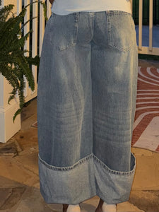 Cuffed & Cropped Wide Leg Jeans