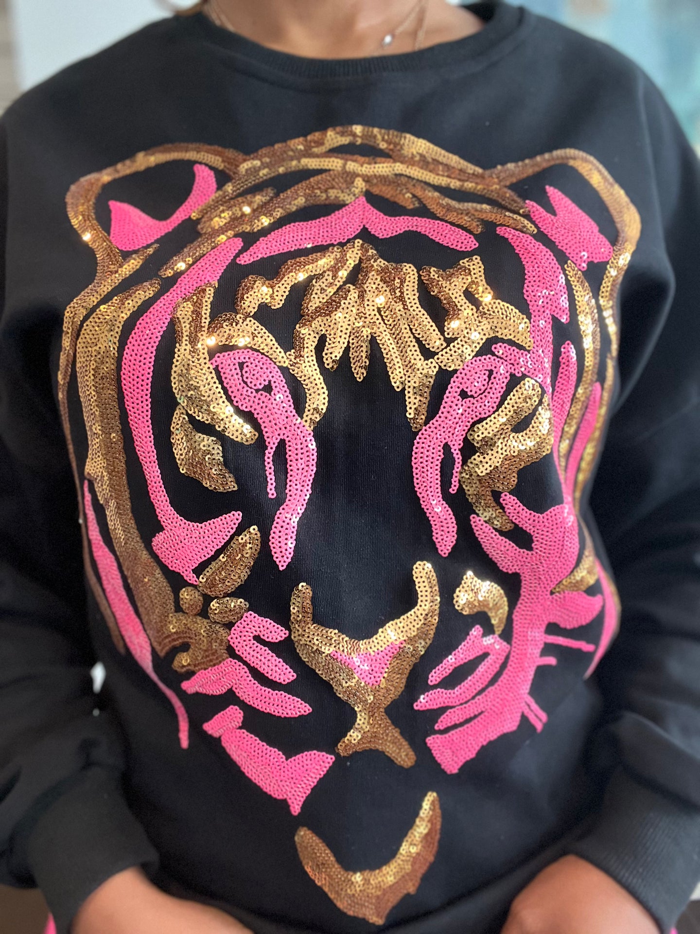 Sequin Tiger Sweatshirt - Black