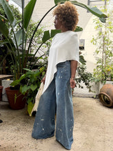 Load image into Gallery viewer, Speckled Wide Leg Jean (Small-XL)
