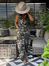 Load image into Gallery viewer, Open Back Camo Jumper
