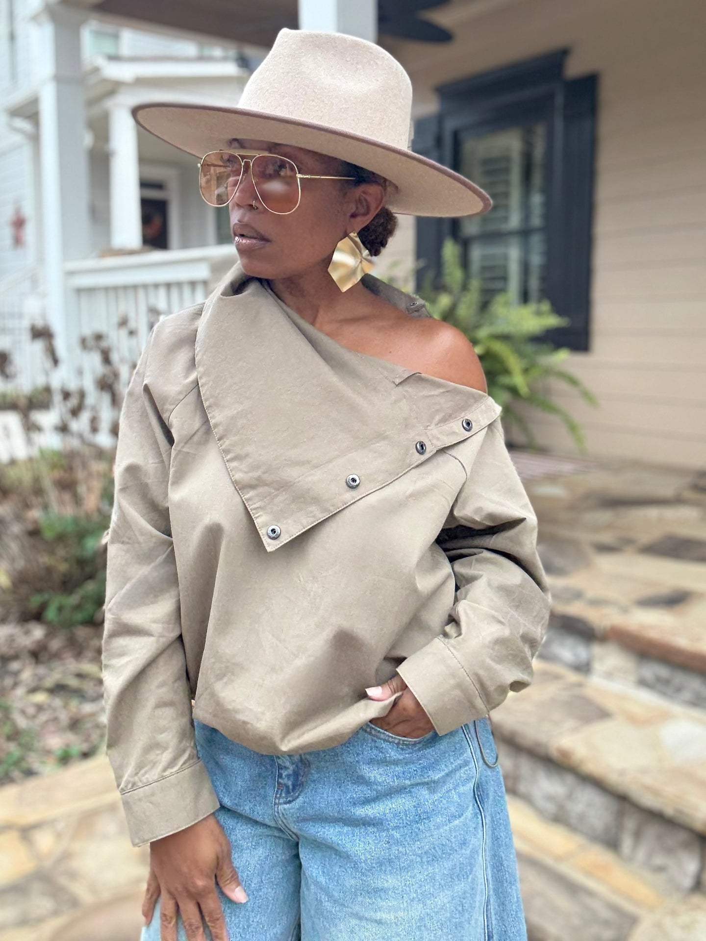 High Collar Side Arm Button Top