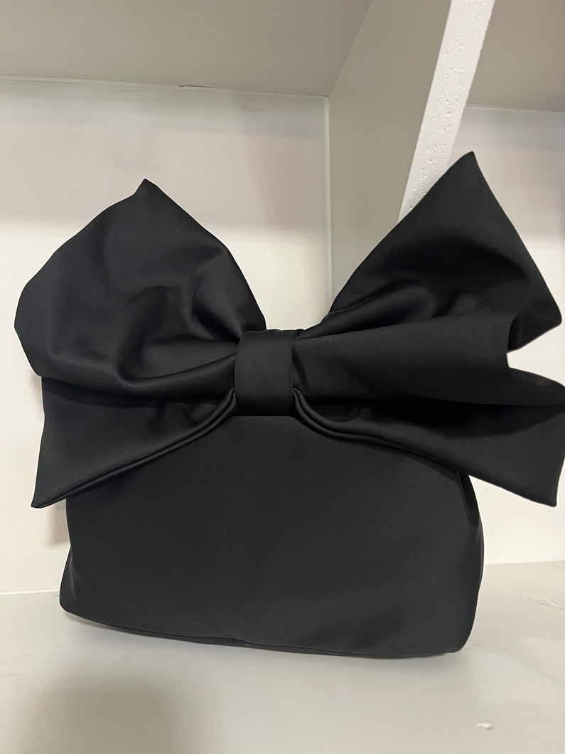 Bow Tie Clutch - All Black Everything