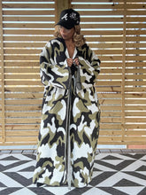 Load image into Gallery viewer, Camo Print Knit Cardigan