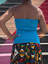 Load image into Gallery viewer, Strapless Button Detail Knit Top