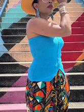 Load image into Gallery viewer, Strapless Button Detail Knit Top