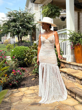 Load image into Gallery viewer, Luxe Lace Body Dress