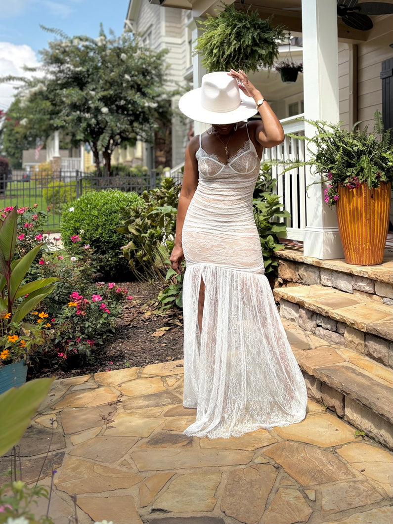 Luxe Lace Body Dress