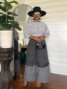 Contrast Cropped Denim Pant - Grey