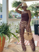 Load image into Gallery viewer, Leopard Printed Sequin Cargo Slack