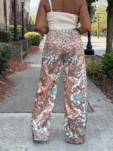 Load image into Gallery viewer, Paisley Print Silky Pant