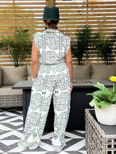 Load image into Gallery viewer, Tropic Vines Pant Set - Emerald