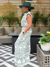 Load image into Gallery viewer, Tropic Vines Pant Set - Emerald