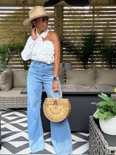 Load image into Gallery viewer, Open Arm Rose Button Up - White