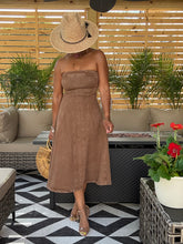 Load image into Gallery viewer, Vintage Wash Denim Strapless Midi