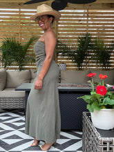 Load image into Gallery viewer, Pinstriped Strapless Skirt Set