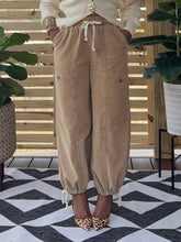 Load image into Gallery viewer, Corduroy Cargo Jogger Pant