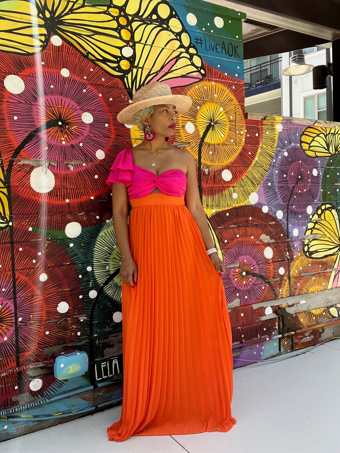 Color Block Keyhole Pleat Maxi